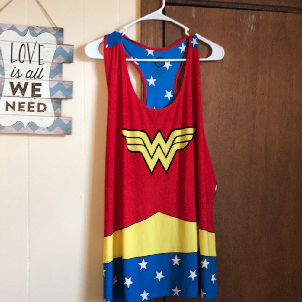 NWT wonder woman pj set